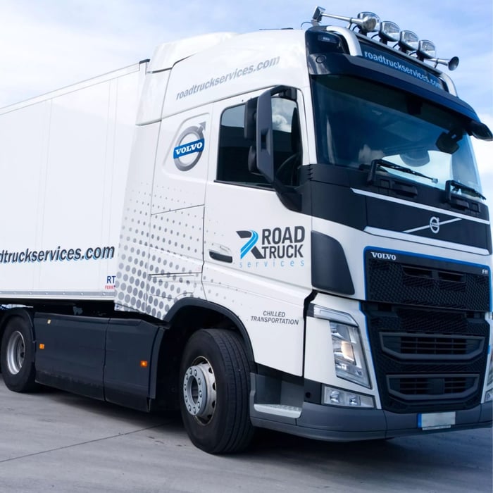Road Truck Services Volvo truck