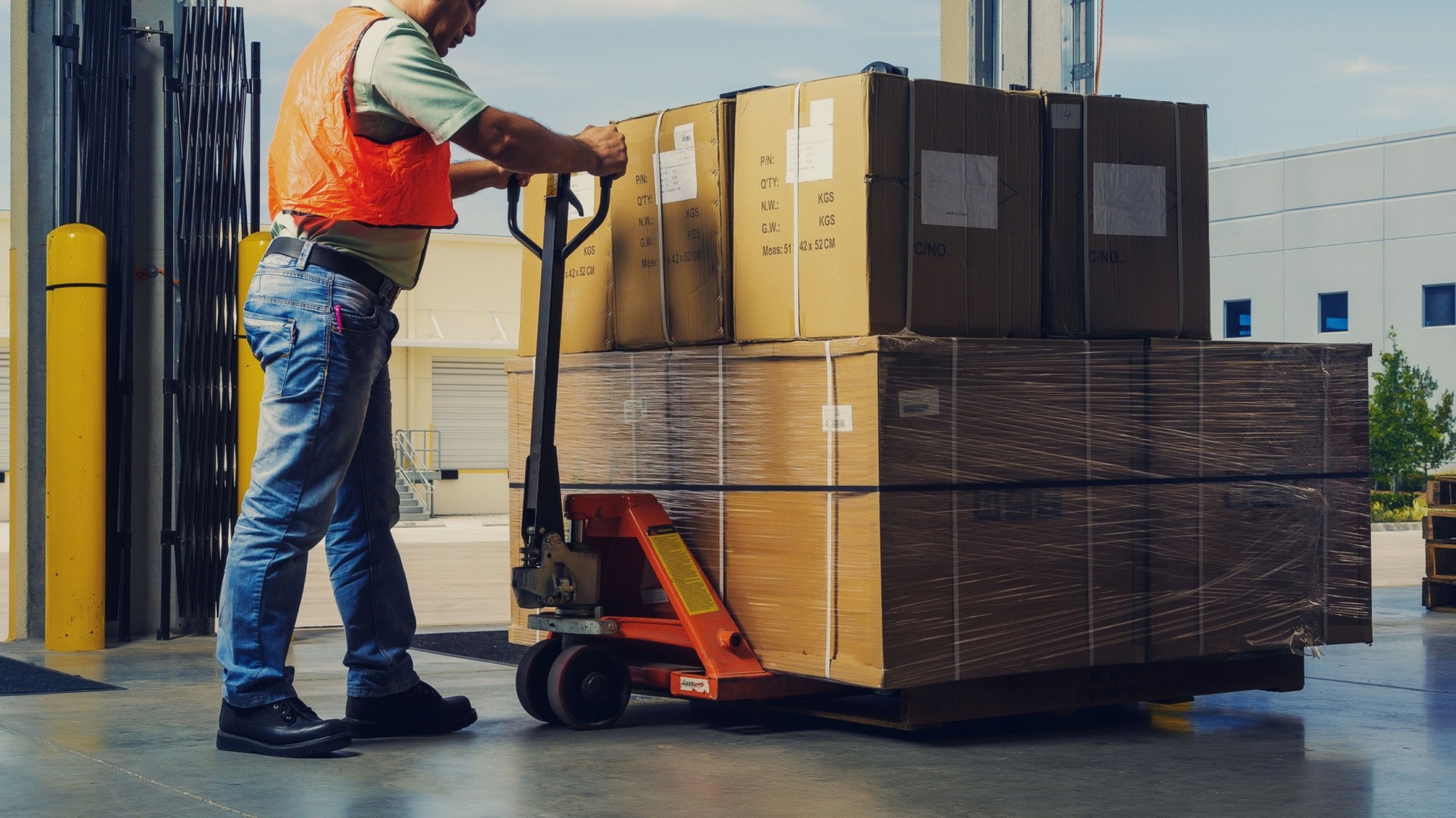 Managing parallel consignments