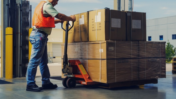 Managing parallel consignments